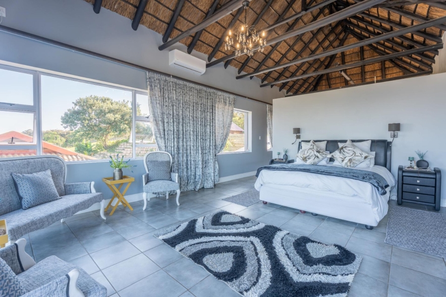 4 Bedroom Property for Sale in Cannon Rocks Eastern Cape